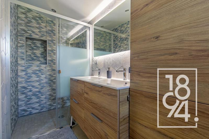 Maison - 189 m² - 5 pièces