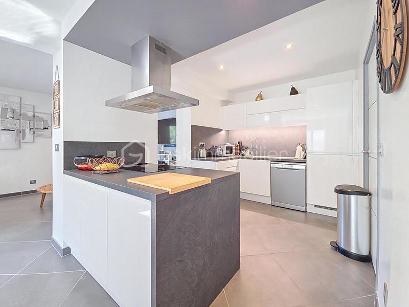 Maison - 115 m² - 6 pièces