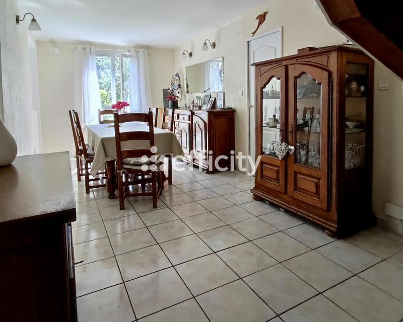 Maison - 123 m² - 6 pièces