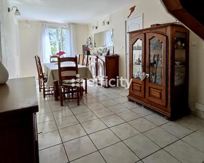 Maison - 123 m² - 6 pièces