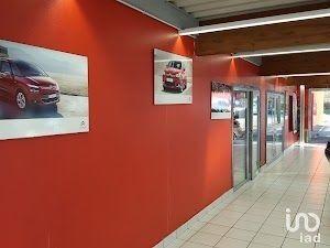 Local commercial - 702 m²