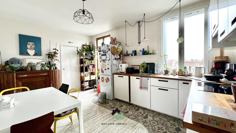 Appartement - 75 m² - 4 pièces