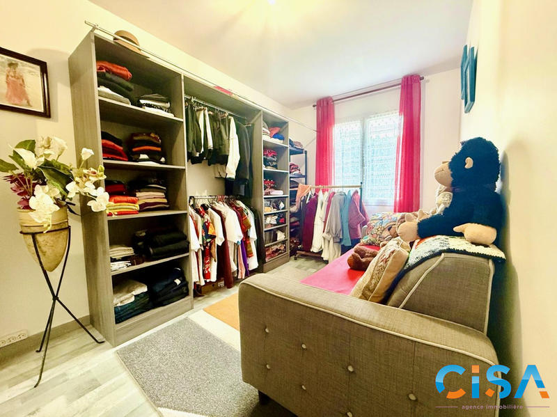 Maison - 75 m² - 5 pièces