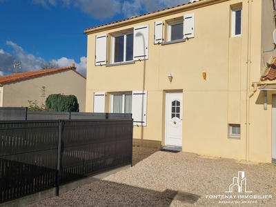 Maison contemporaine - 90 m² - 4 pièces