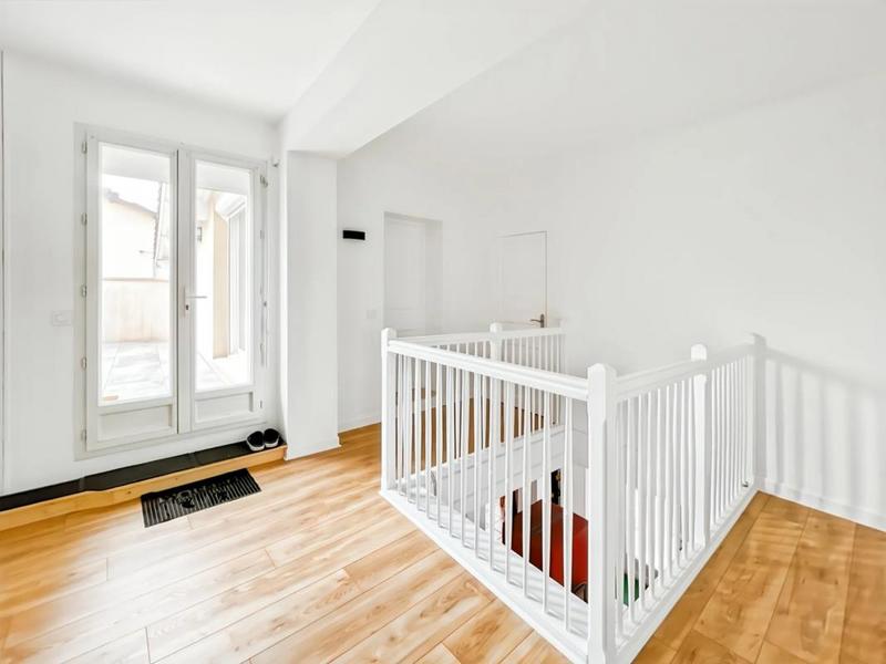 Maison - 180 m² - 6 pièces