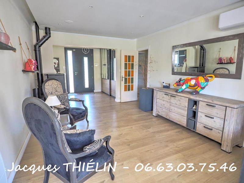 Maison - 295 m² - 12 pièces