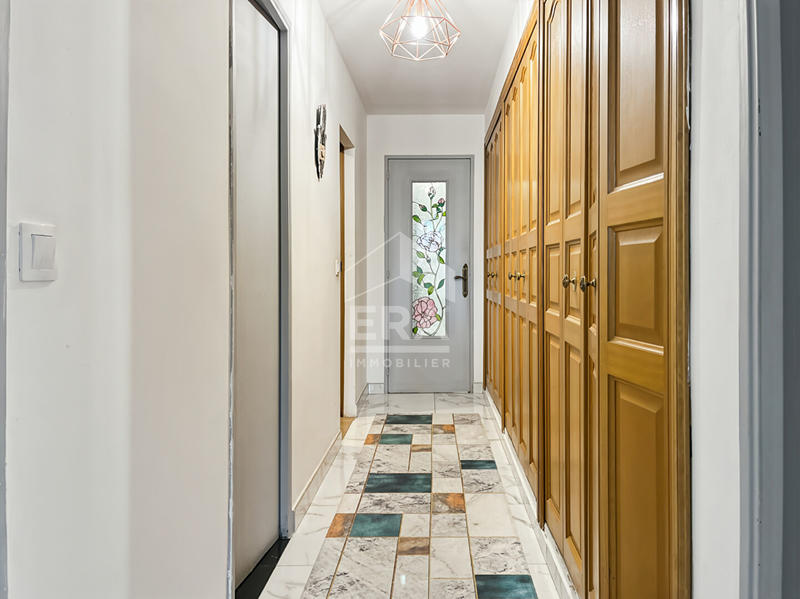 Appartement - 106 m² - 4 pièces