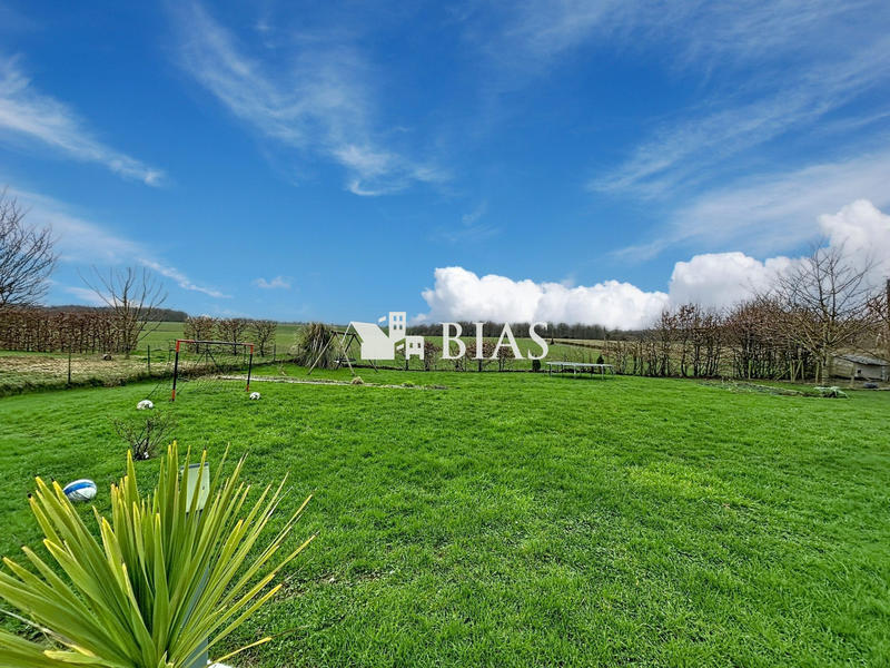 Maison contemporaine - 192 m² - 8 pièces