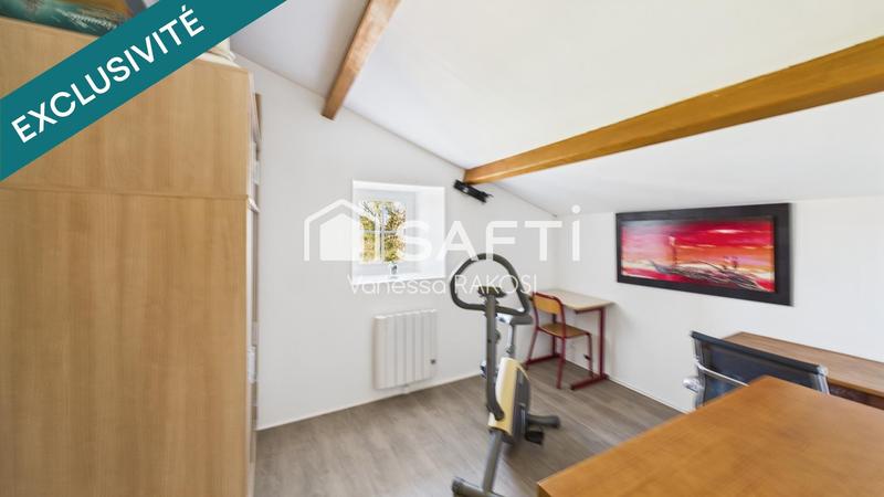 Maison - 140 m² - 5 pièces