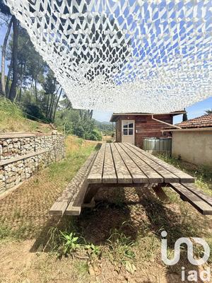 Maison - 206 m² - 7 pièces