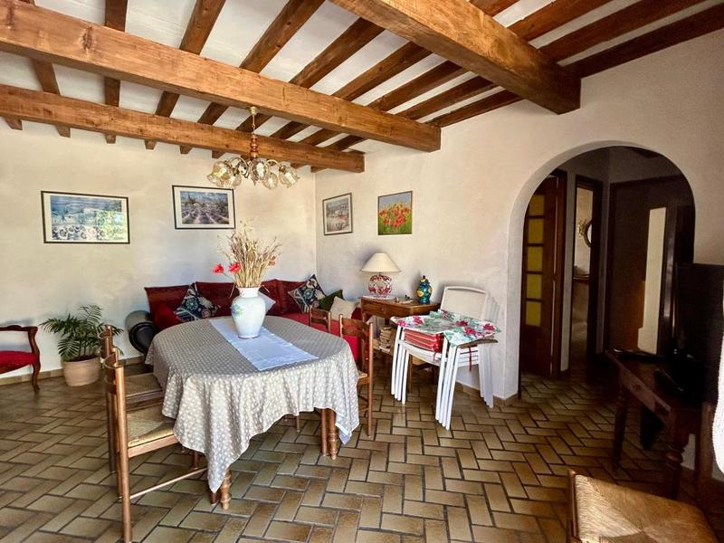 Maison - 266 m² - 7 pièces