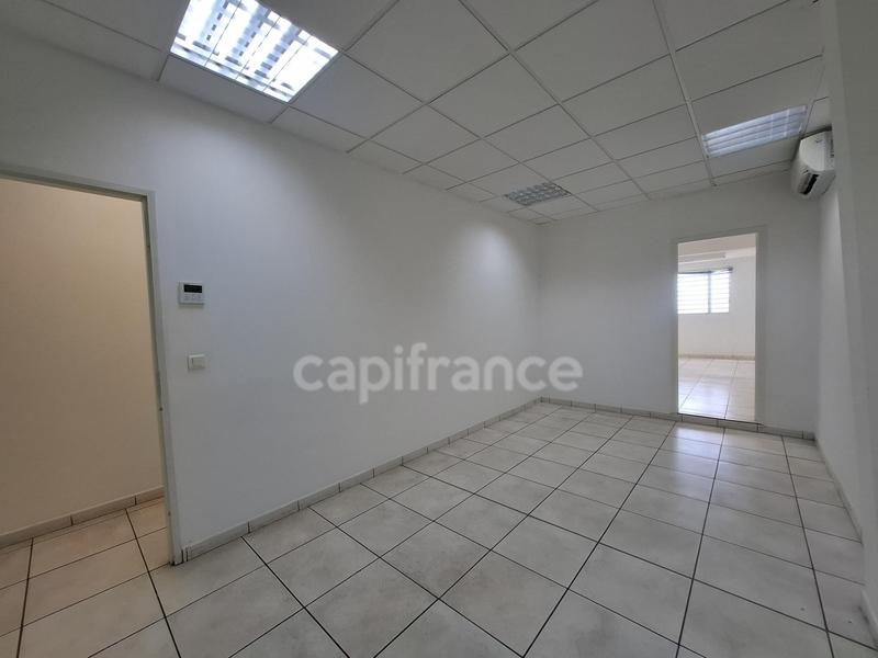 Bureau - 310 m² - 13 pièces