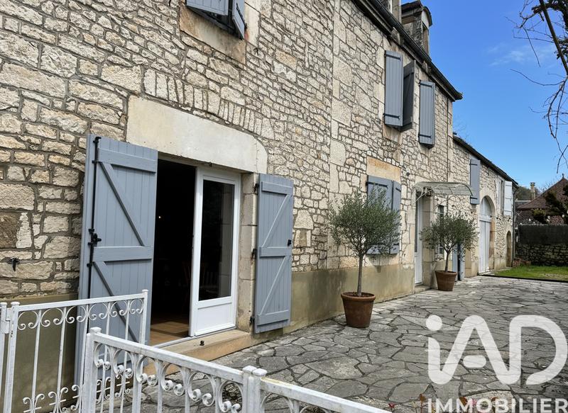 Maison de village - 145 m² - 6 pièces