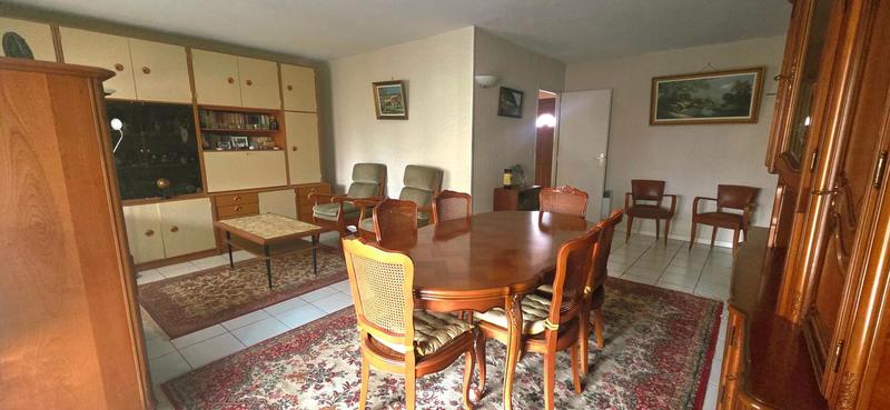 Maison - 98 m² - 5 pièces