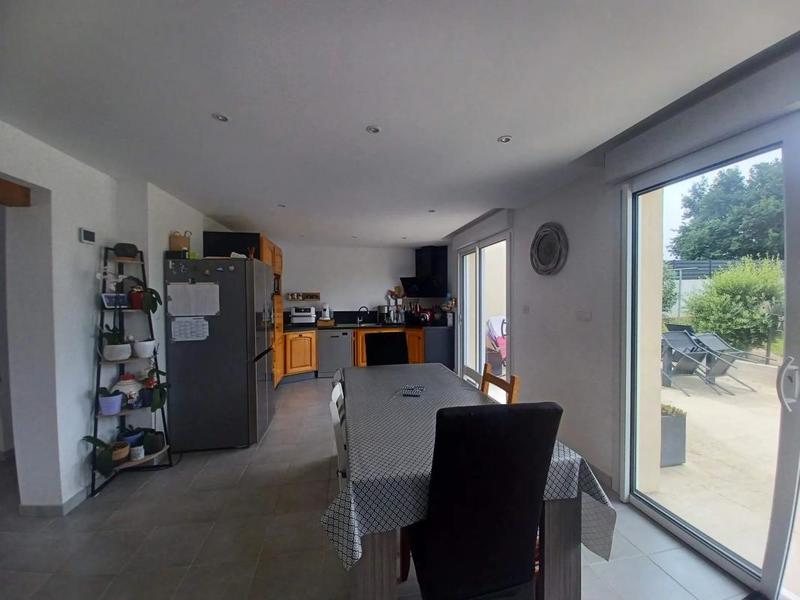 Maison - 101 m² - 5 pièces