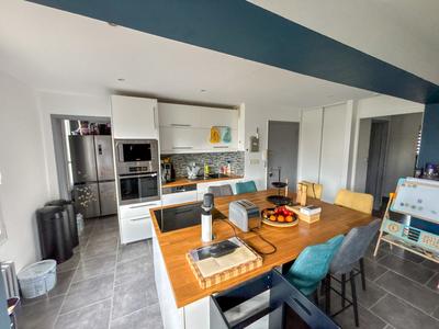 Appartement - 76 m² - 4 pièces