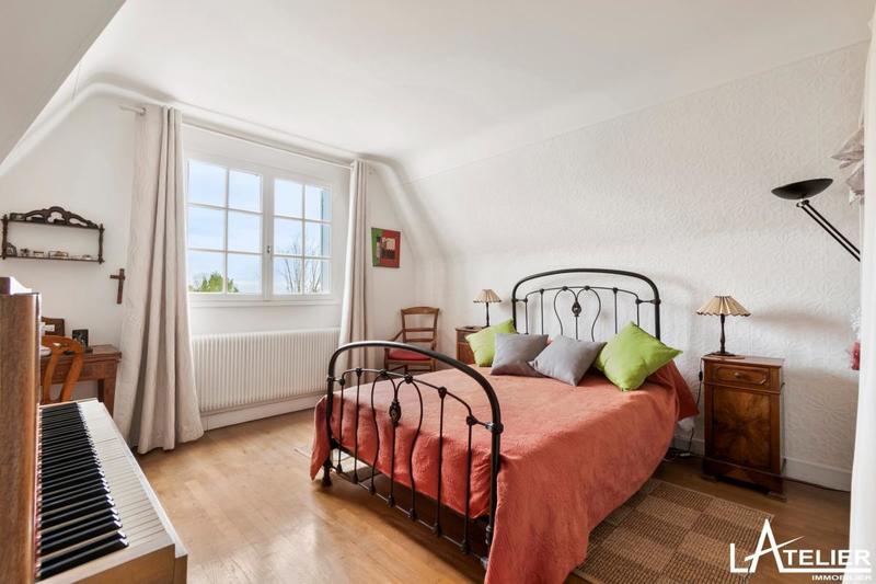 Maison - 130 m² - 6 pièces