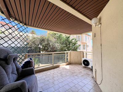 Appartement - 96 m² - 3 pièces