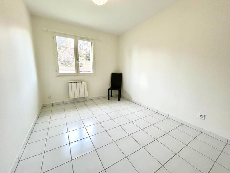 Villa - 1 m² - 5 pièces