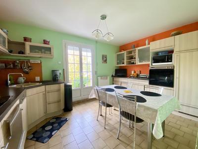 Maison - 145 m² - 5 pièces
