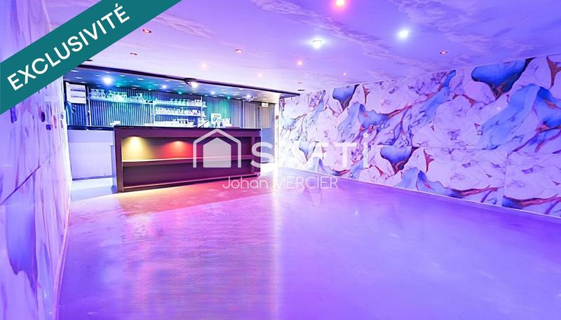 Local commercial - 200 m² - 4 pièces