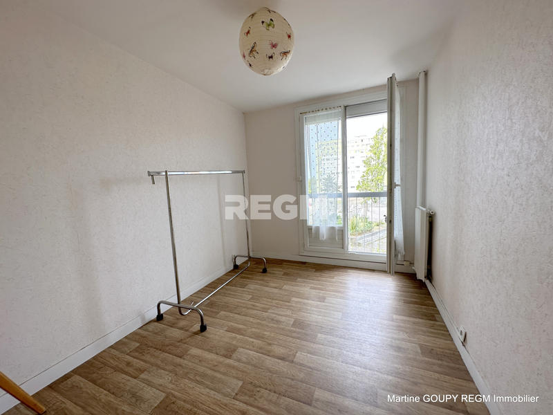 Appartement - 90 m² - 5 pièces