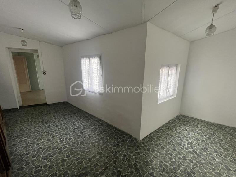 Maison - 104 m² - 5 pièces