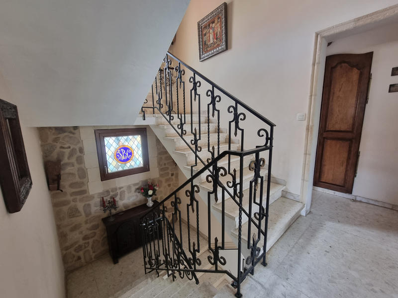 Propriété - 270 m² - 8 pièces