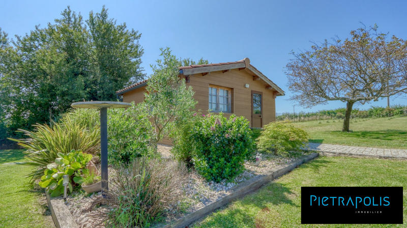 Maison ancienne - 332 m² - 9 pièces