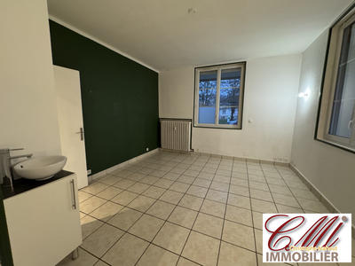 Appartement - 50 m² - 4 pièces