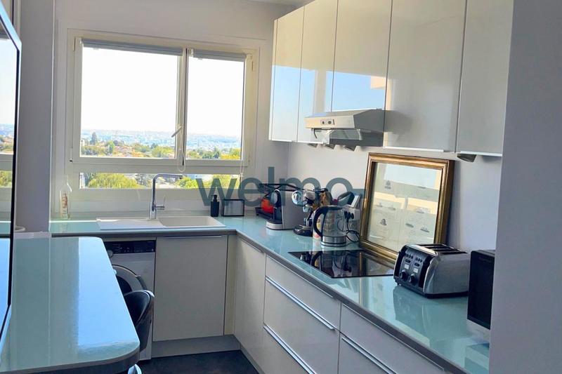 Appartement - 82 m² - 3 pièces