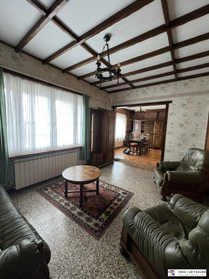 Maison - 94 m² - 6 pièces