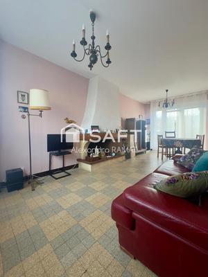 Maison - 90 m² - 5 pièces
