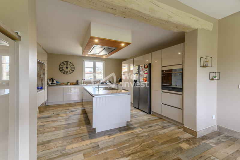 Villa - 427 m² - 14 pièces