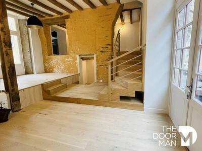 Maison - 168 m² - 8 pièces