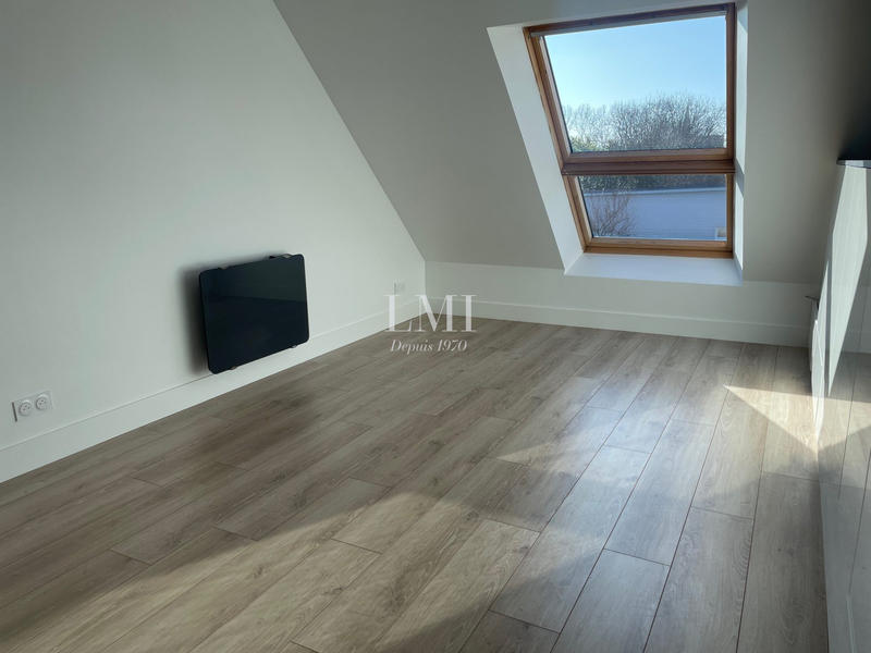 Maison - 300 m² - 9 pièces