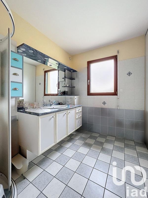 Maison - 146 m² - 7 pièces