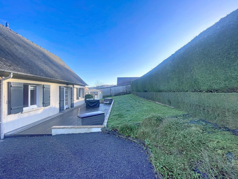 Maison - 97 m² - 7 pièces