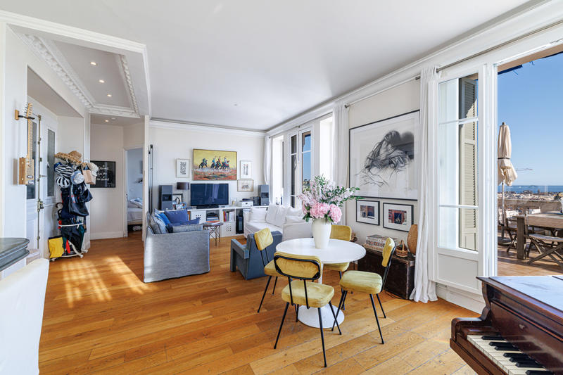 Appartement - 97 m² - 3 pièces