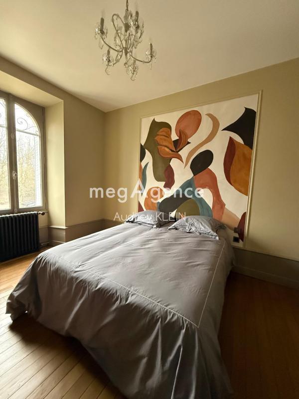 Maison - 320 m² - 10 pièces