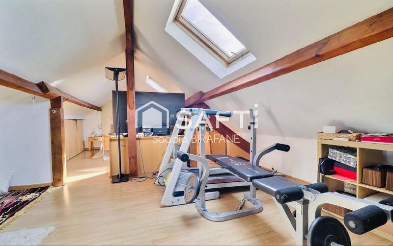 Maison - 111 m² - 6 pièces