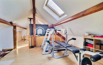 Maison - 111 m² - 6 pièces