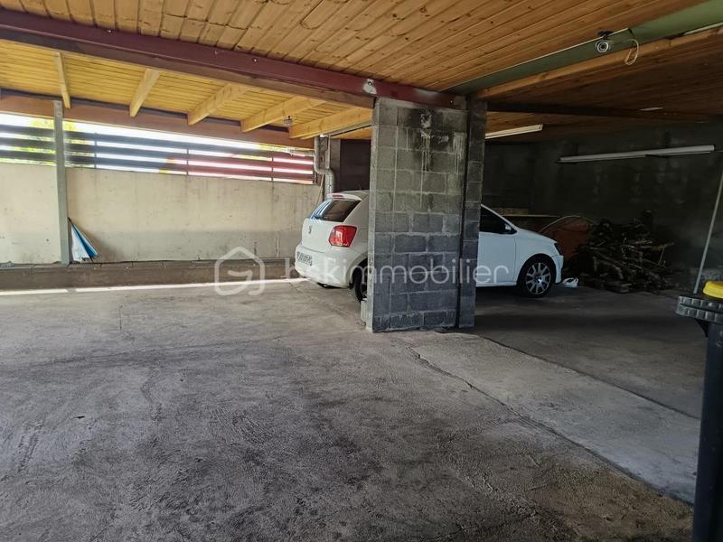 Maison - 160 m² - 8 pièces