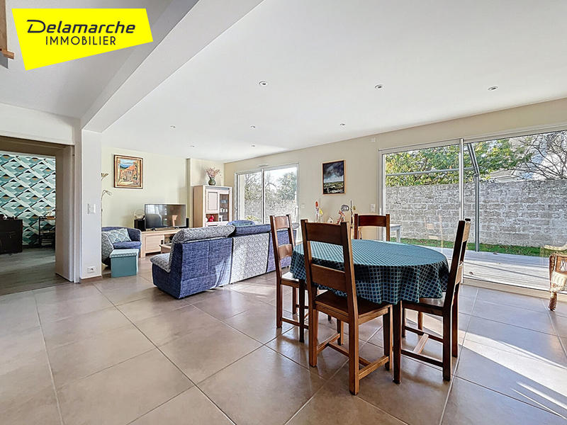 Maison - 121 m² - 5 pièces