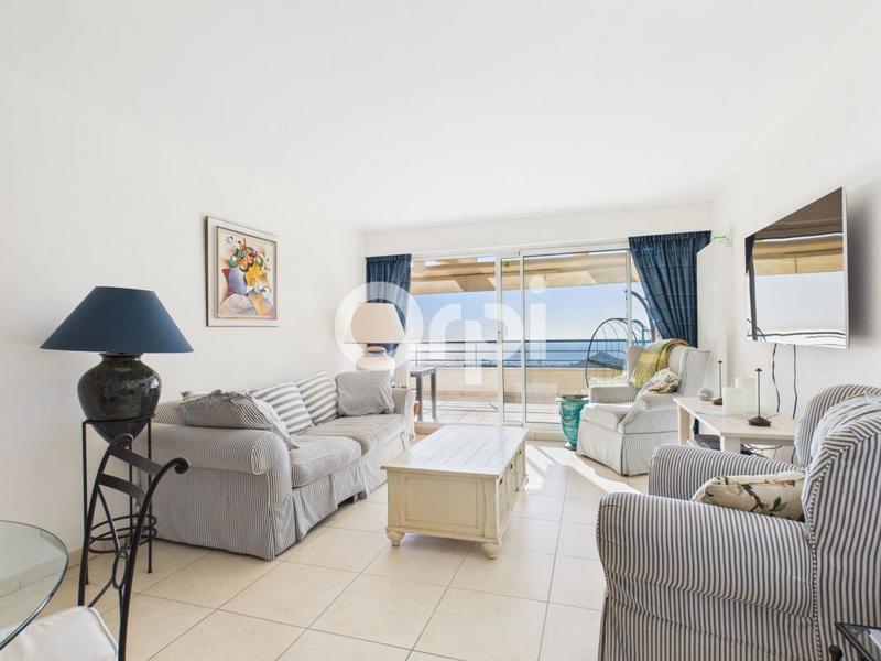 Appartement - 77 m² - 3 pièces