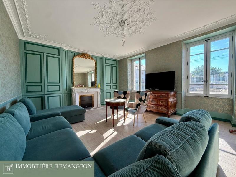 Maison de maîtres - 290 m² - 12 pièces