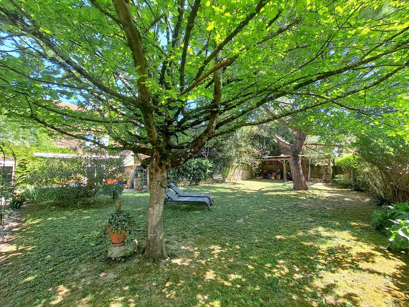 Maison - 180 m² - 6 pièces