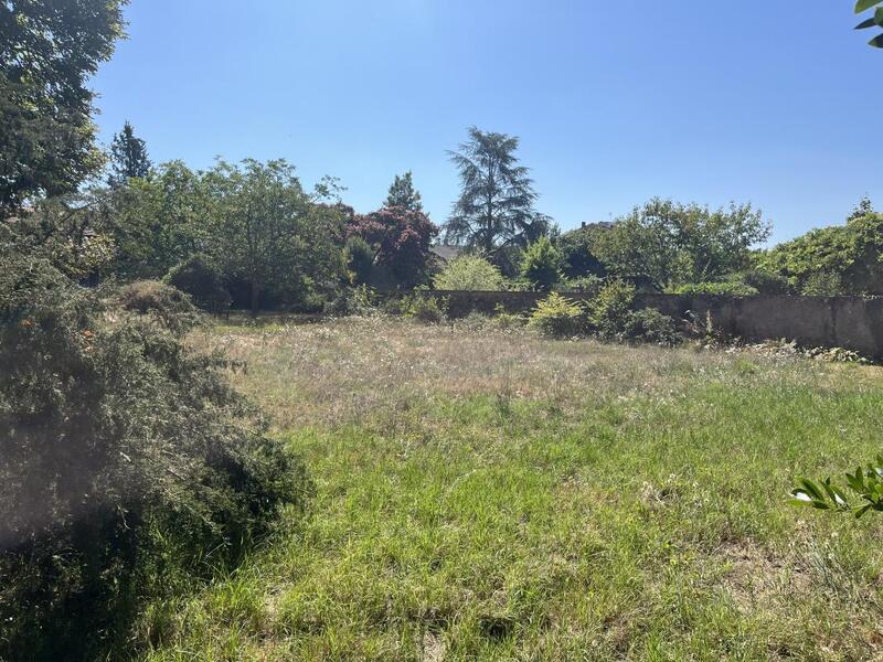 Terrain constructible - 665 m²