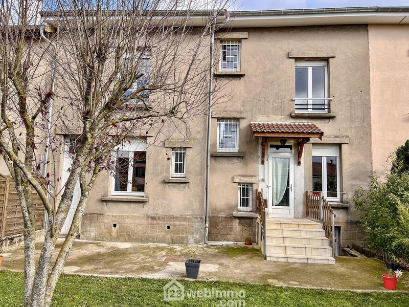 Maison - 170 m² - 8 pièces