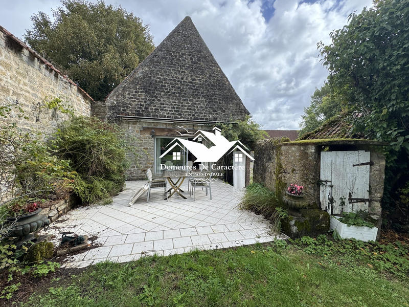 Maison - 259 m² - 6 pièces